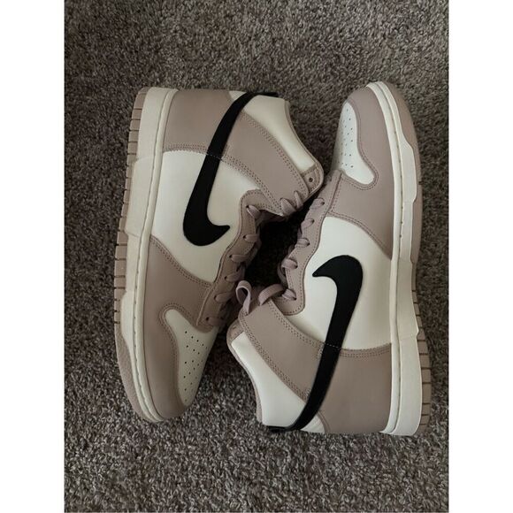 Nike Dunk High \'Fossil Stone\' men’s size 9.5